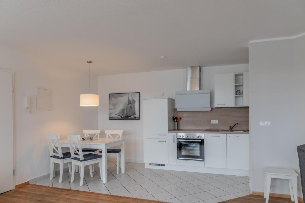 Ferienwohnung Mit Schwimmbadnutzung In Sellin - Haus Strandeck Fewo 14 Goehren (Ruegen) Exterior foto